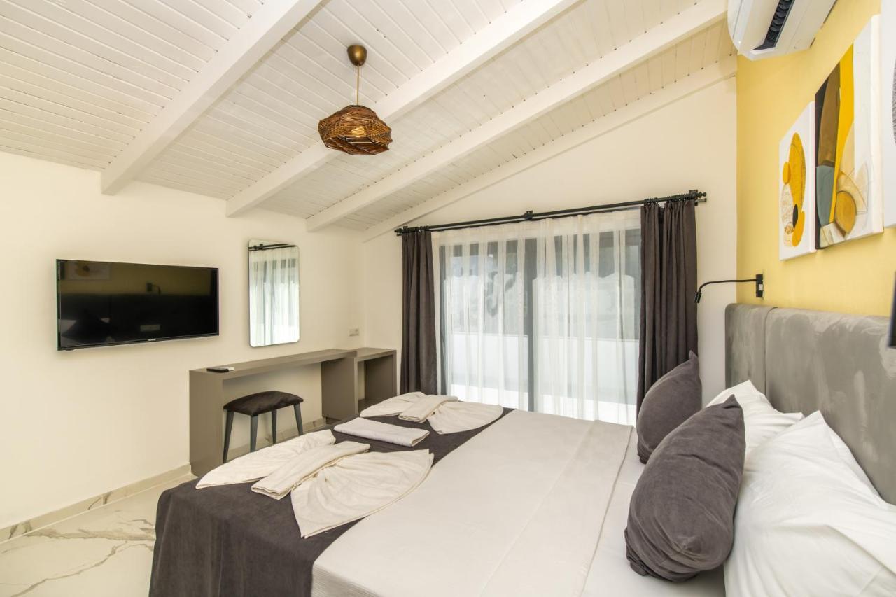 Leonis Hotel Kas Exterior photo